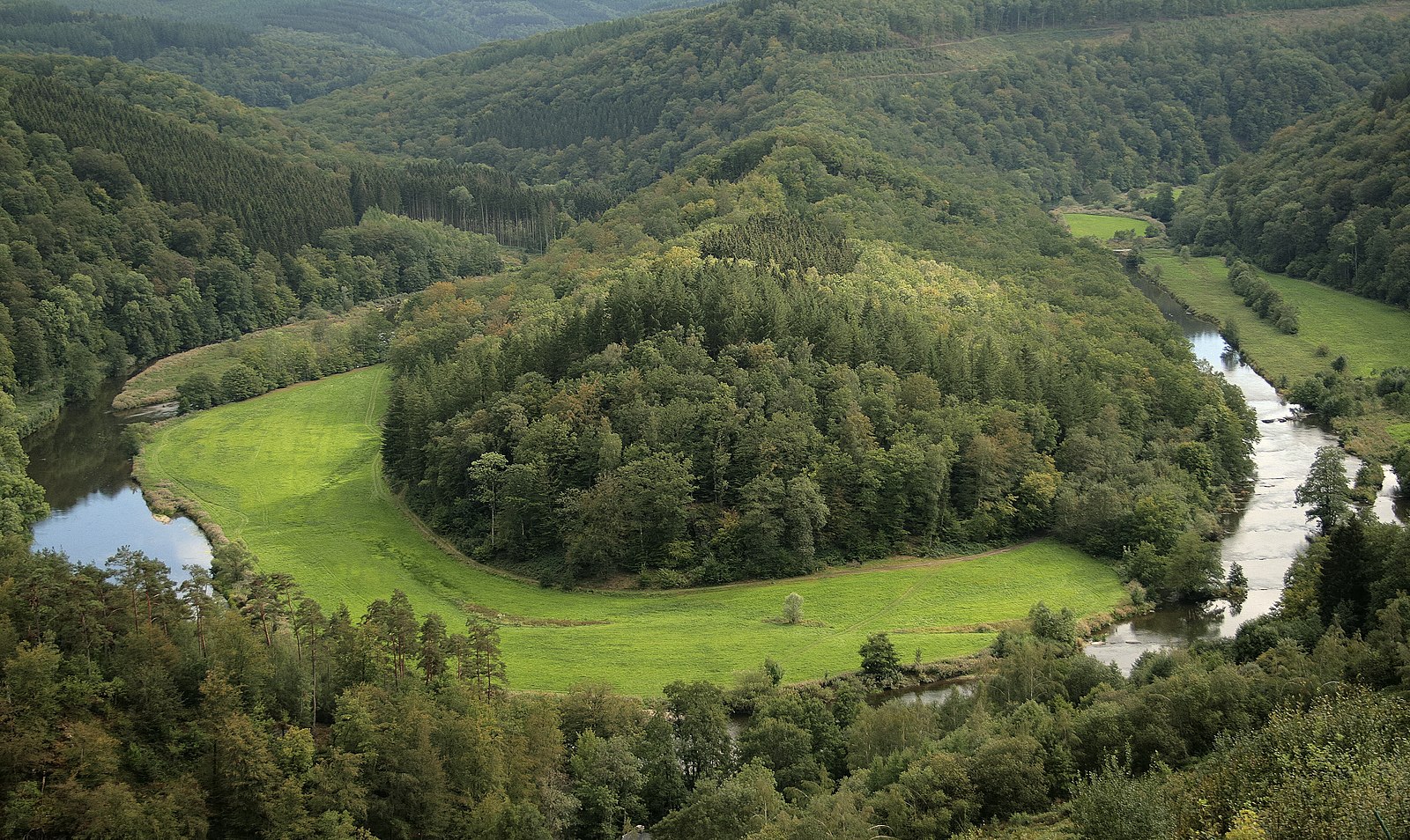 Point de vue sur le tombeau du géant (Semois - Ardennes)